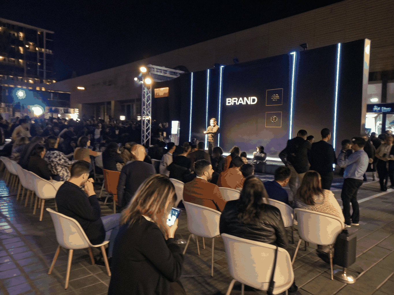 Kroma Retail Billboard and Mobile Campaign